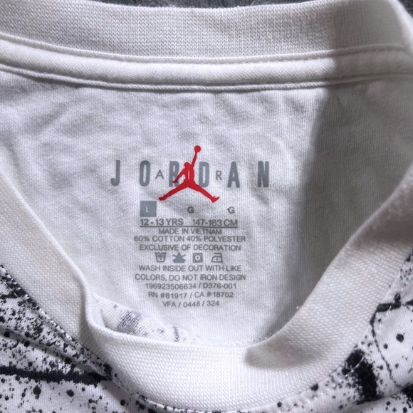 Jordan Kids Long Sleeve T Shirt Jumpman Graphic White Black Size L 12 13 yrs - Picture 3 of 6